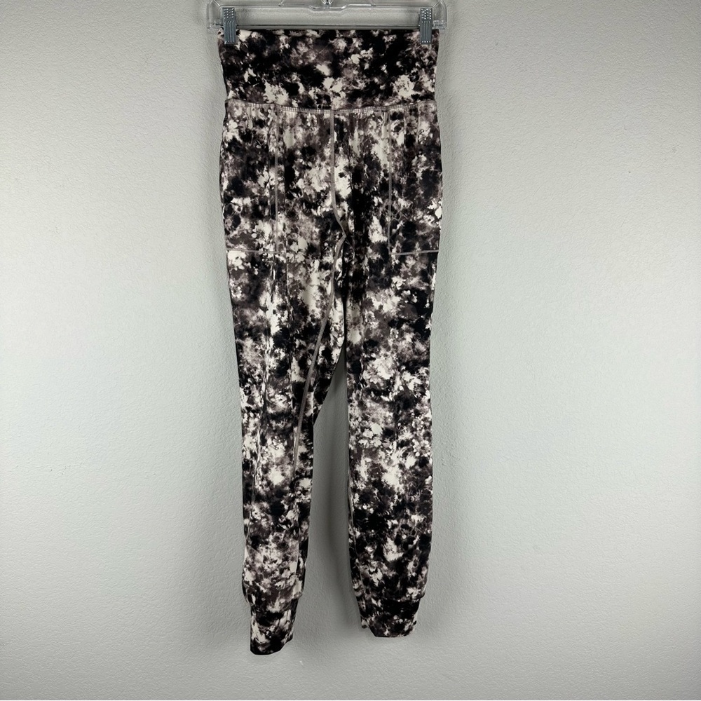 Athleta Brown White Tie Dye Salutation Printed Jogger Athleisure Pants Size XS